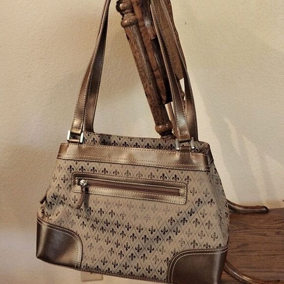 NWOT Liz Claiborne Crazy Horse Vegan Bag - Picture 1 of 12